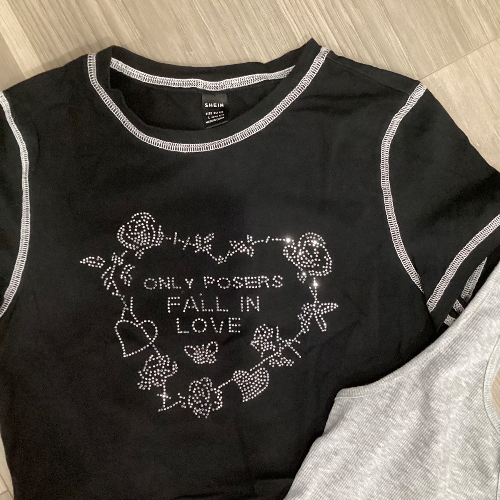 SHEIN Tops - Picture 2 of 11